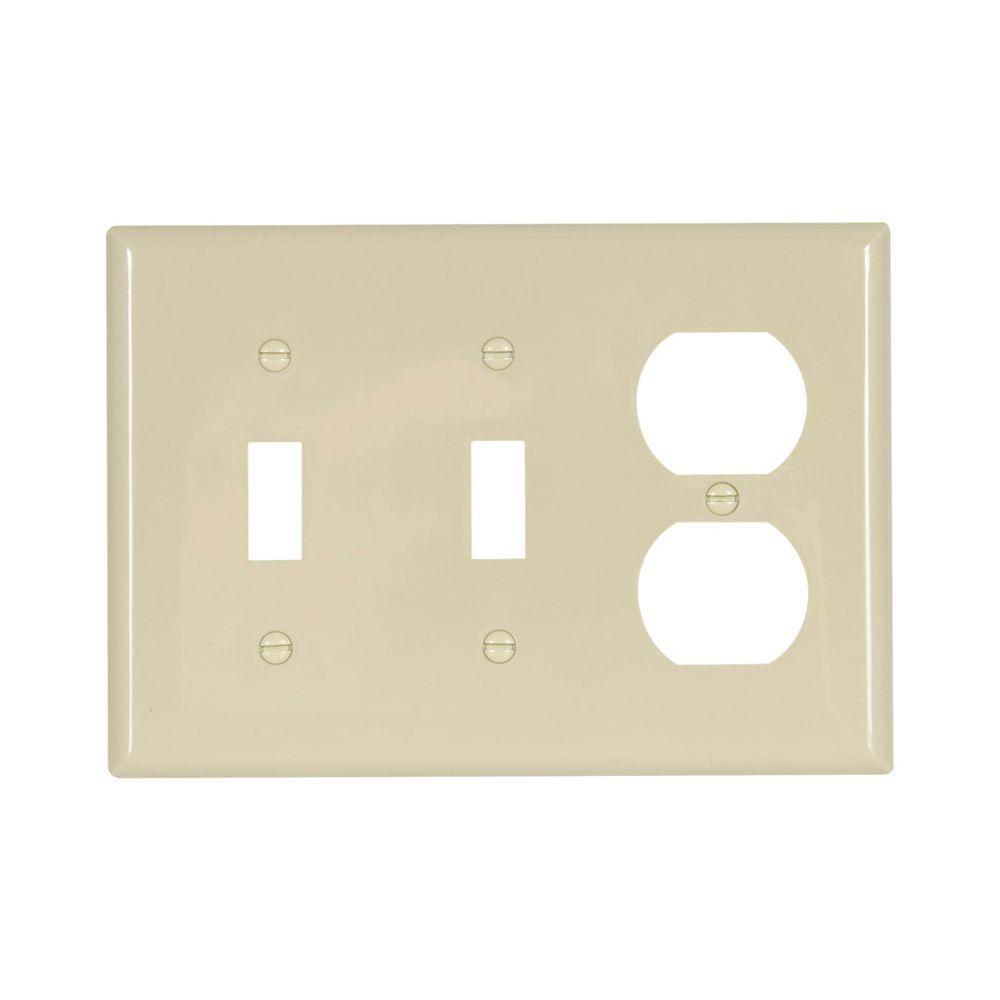 Wallplate 3G 2Toggle/1Dup Nylon Std IV
