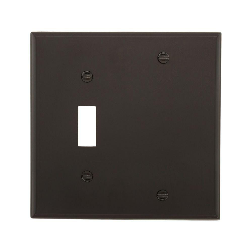 Wallplate 2G Toggle/Blank Nylon Std BK