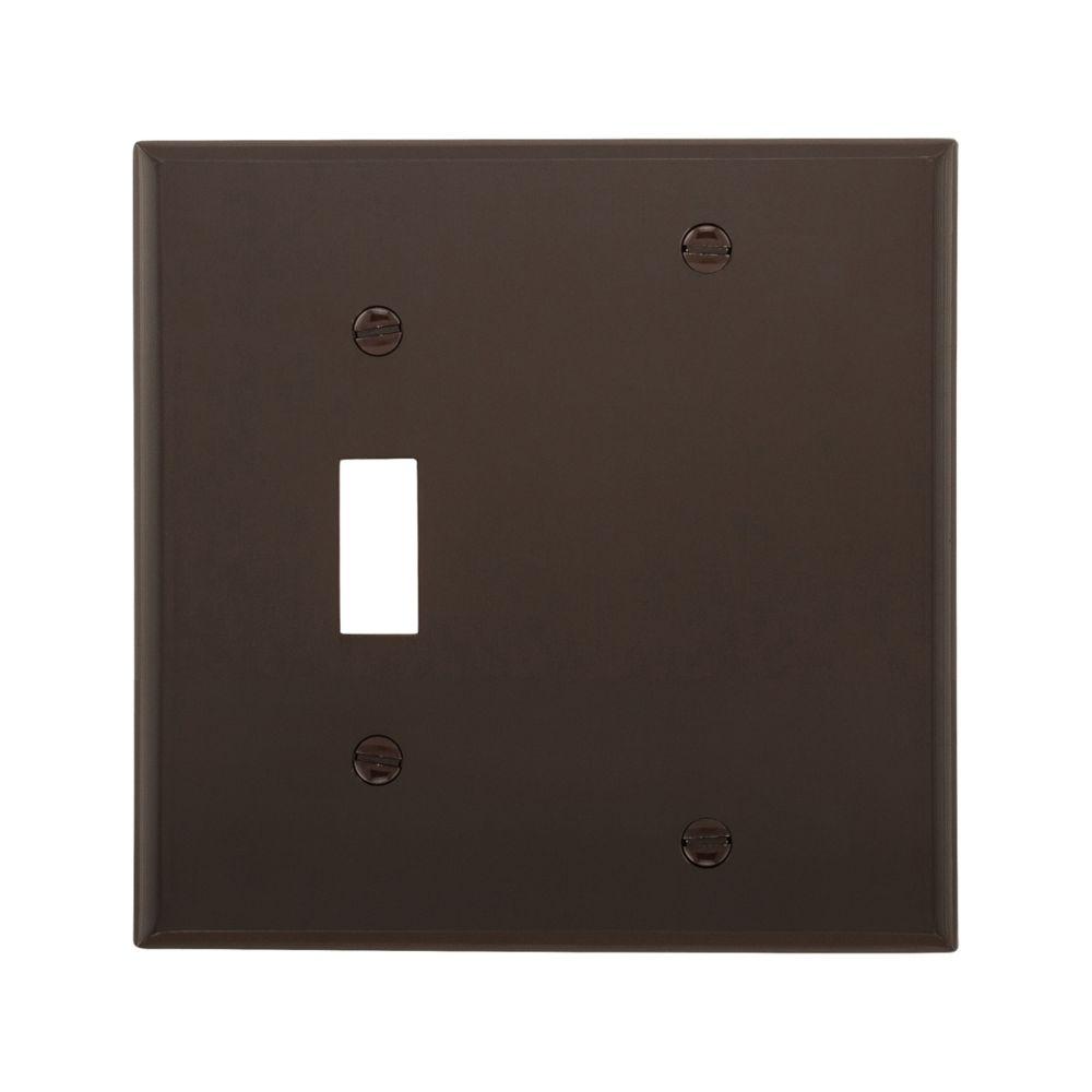 Wallplate 2G Toggle/Blank Nylon Std BR