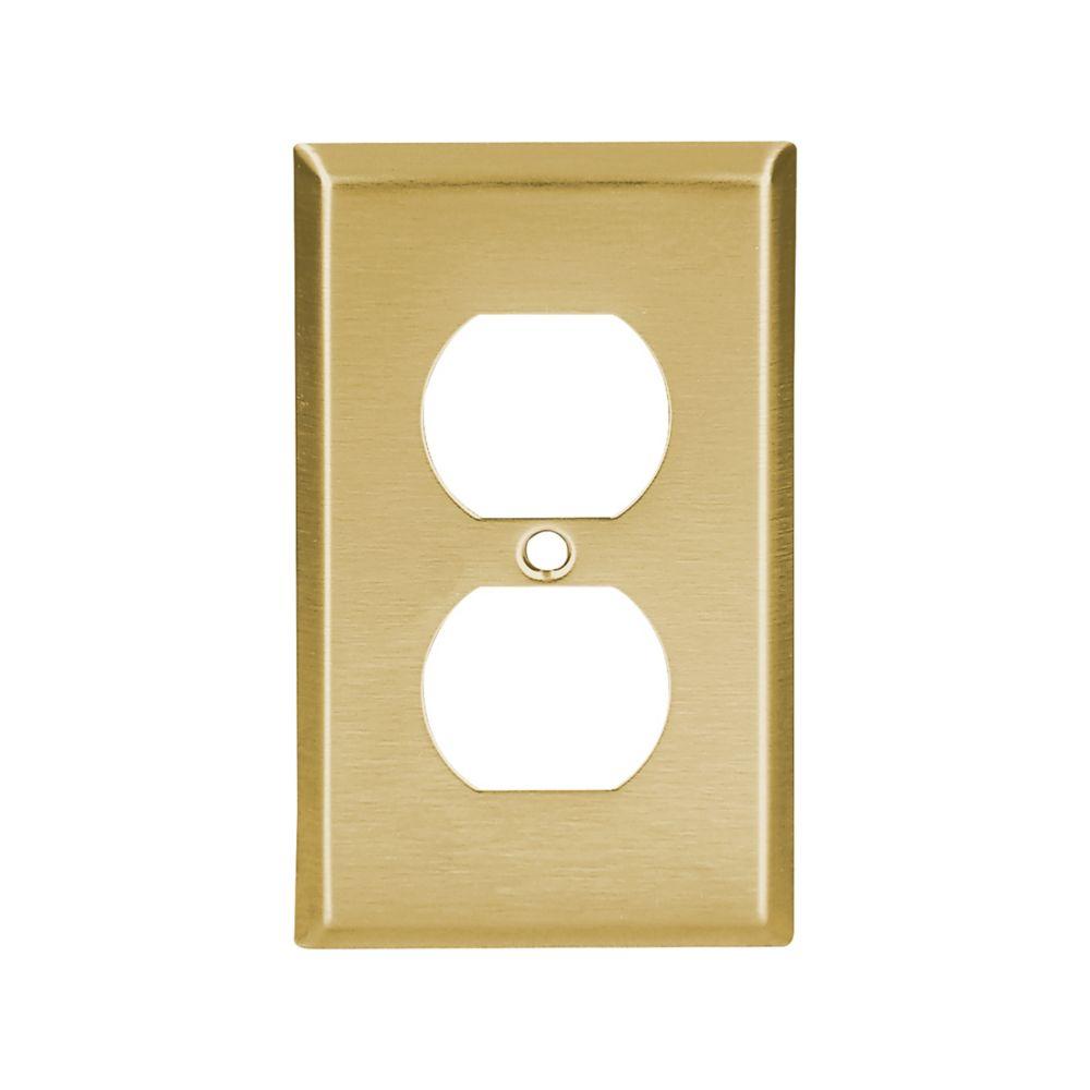 Wallplate 1G Duplex Receptacle Std BR