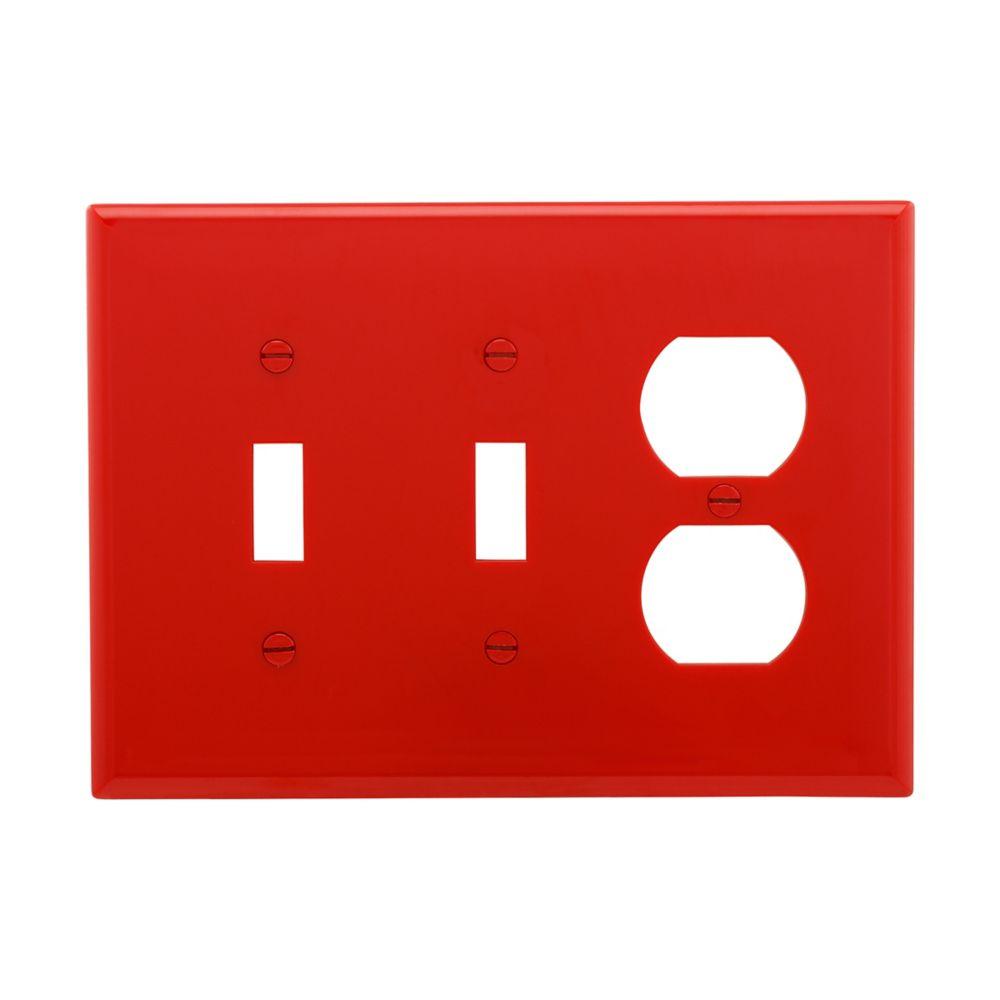 Wallplate 3G 2Toggle 1Duplex Poly Mid RD