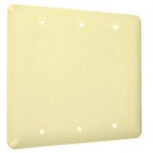 Raco-Taymac-Bell, a Hubbell affiliate WRTI-BBB - 3G MAXI (3) BLANK IVORY TEXTURED